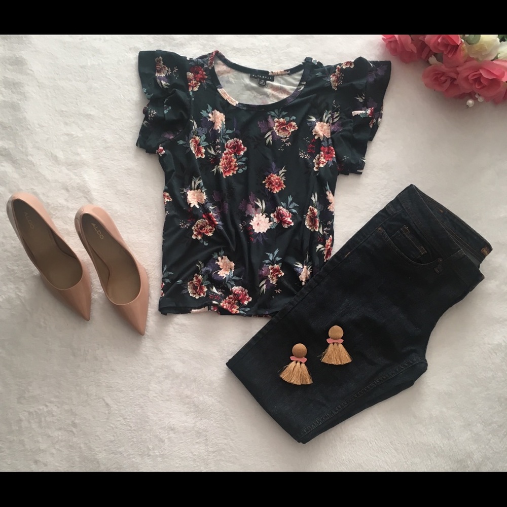 🎀Dark Green Floral Blouse🎀
